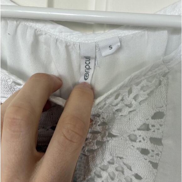 Women’s White Rip Curl Blouse With Crochet Detail Flowy Sleeves Beach Size S - Picture 3 of 4